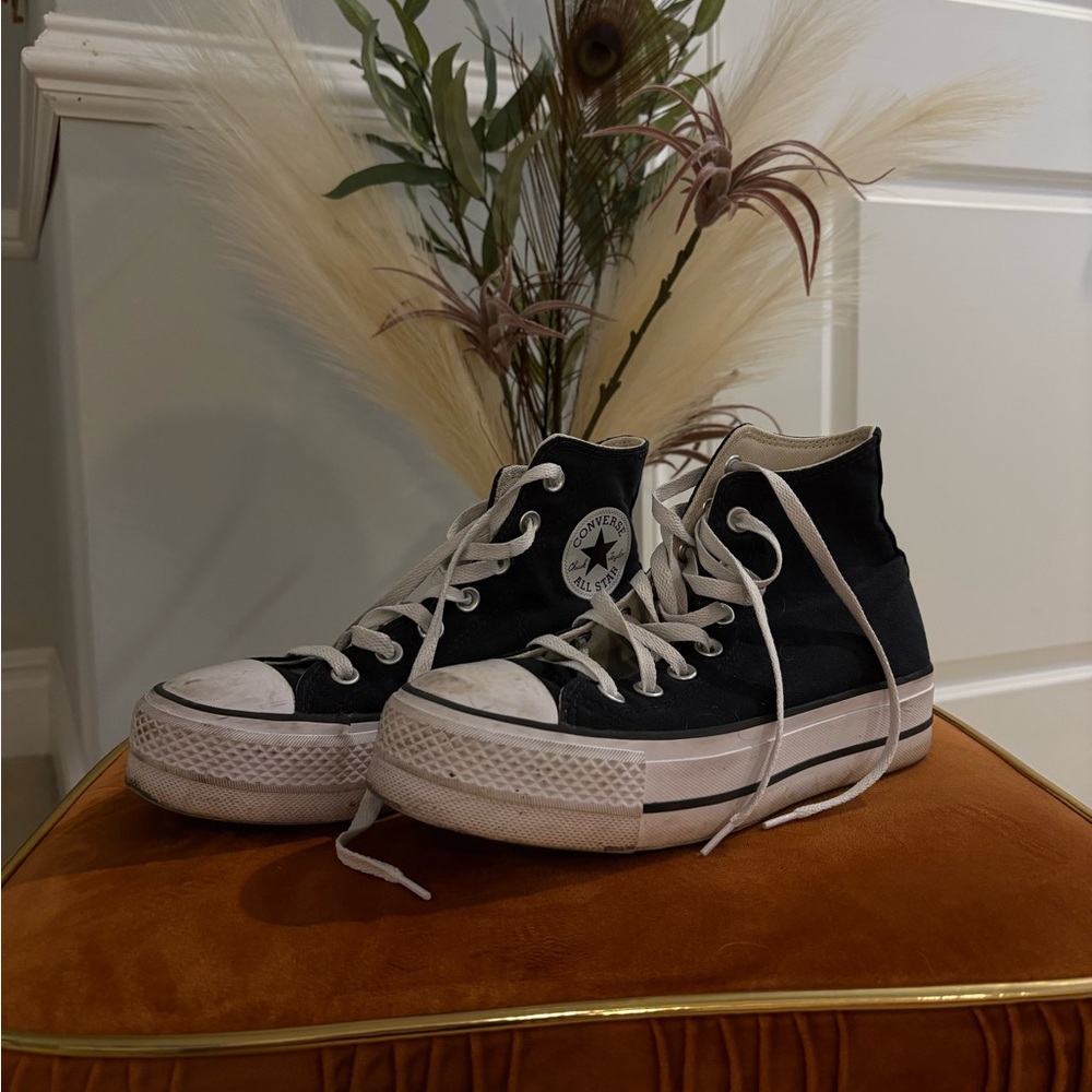 Black platform converse; size 6.5